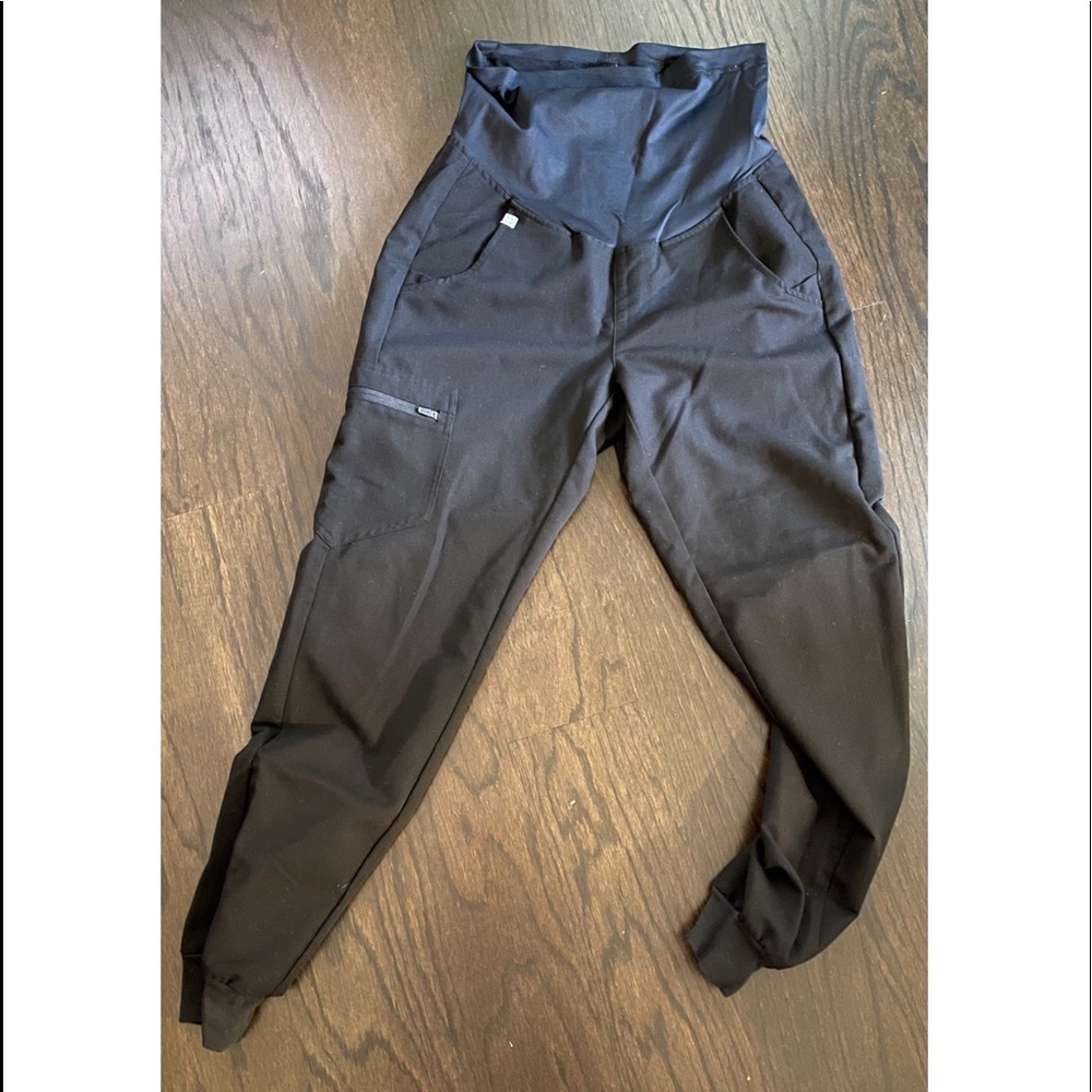 XS maternity figs jogger scrub pants